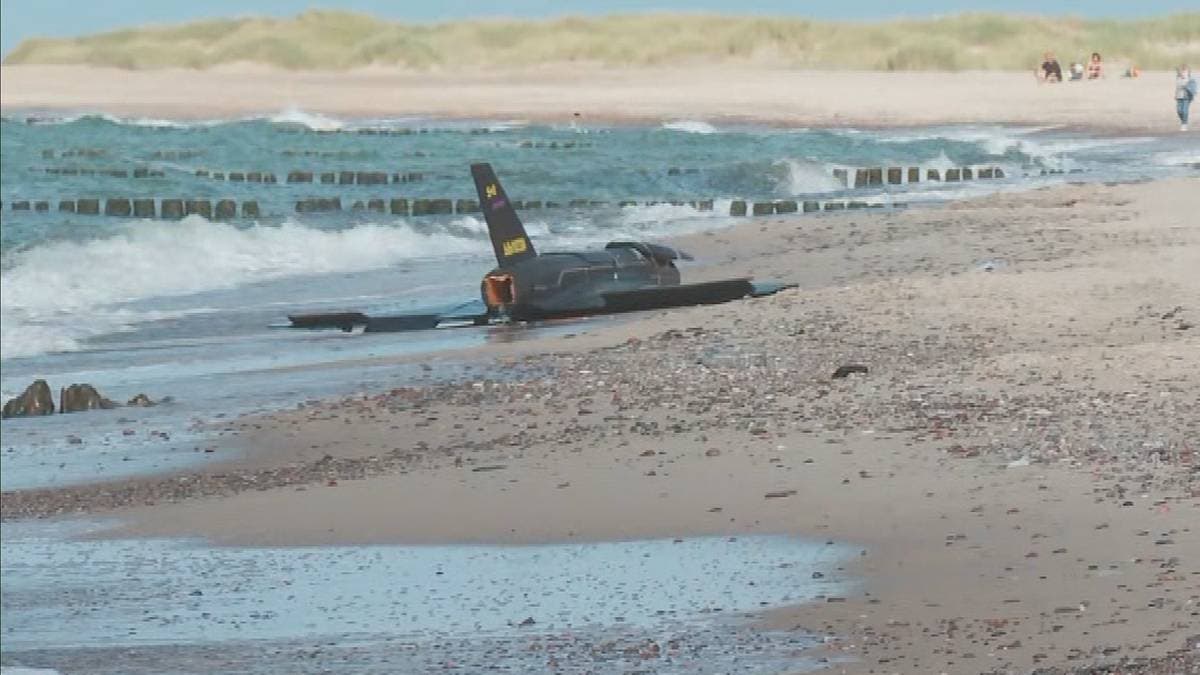 У Польщі показали відео з російським дроном на пляжі